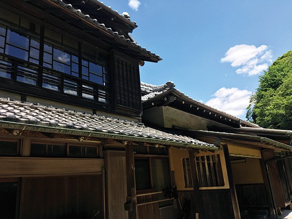 古民家再生の上質な宿/レストラン「鎌倉 古今」